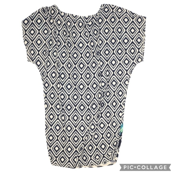 Carmen Marc Valvo Swimwear Eyecat Chevron and Abstract Print Swim Coverup - Picture 2 of 2